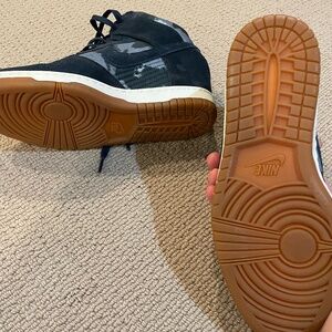 platform nike sneakers